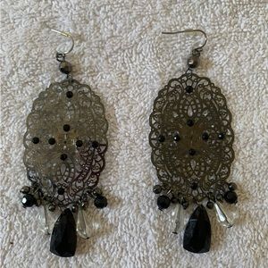 Black metal and stone earrings